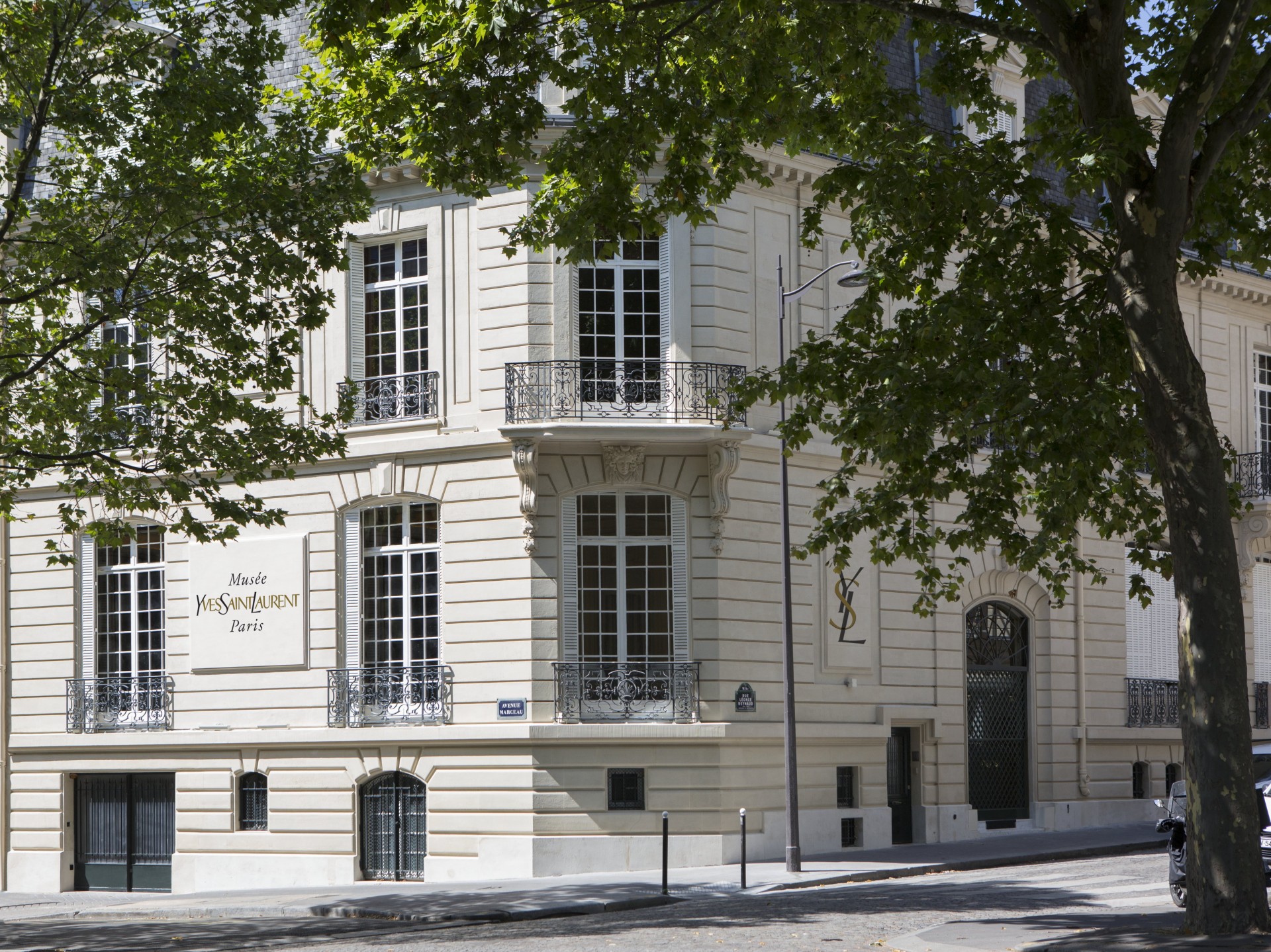 Musée Yves Saint Laurent Paris © Sophie Carre